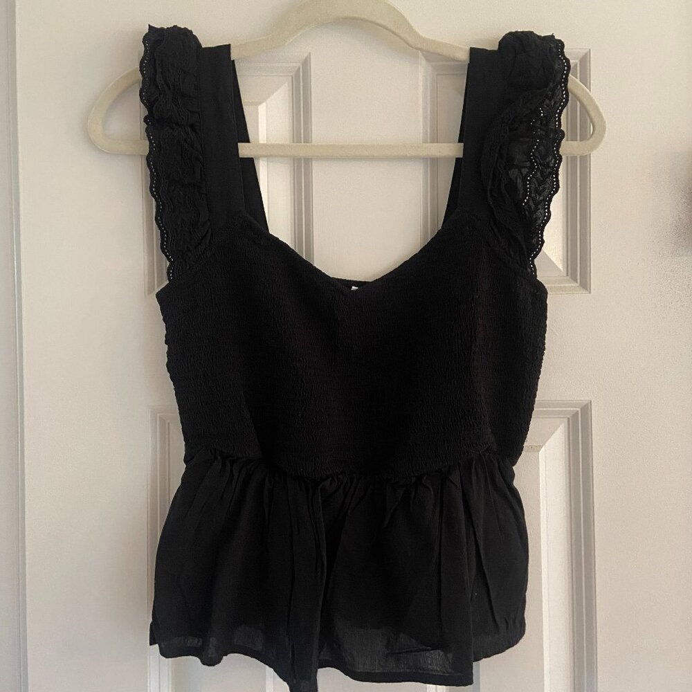 Old Navy Black Eyelet Flutter Sleeve Blouse Size S